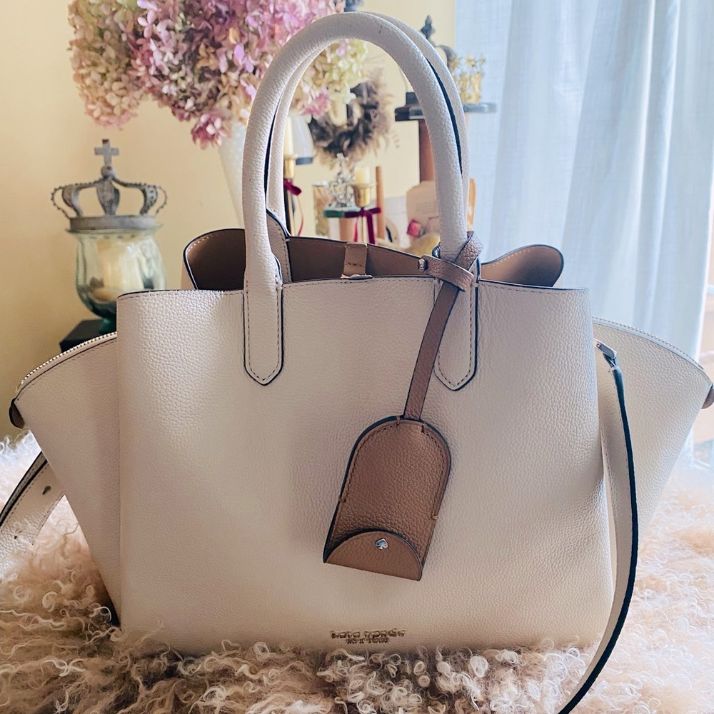 Authentic Kate Spade New York Avenue Medium Satchel - Cream